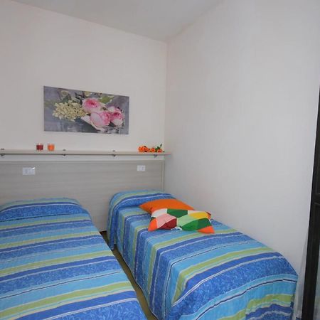 Residenza La Meridiana Lignano Sabbiadoro Esterno foto