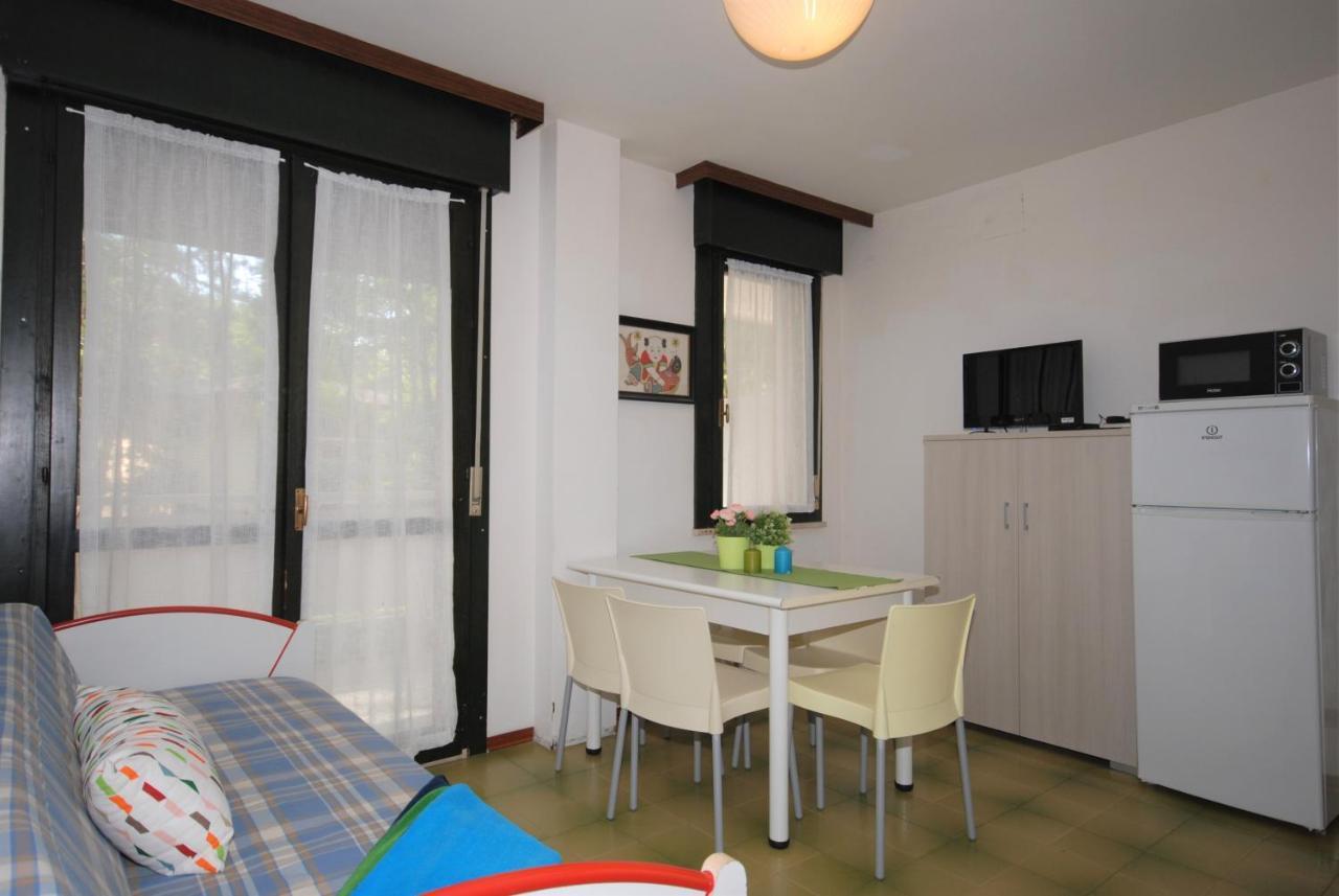 Residenza La Meridiana Lignano Sabbiadoro Esterno foto