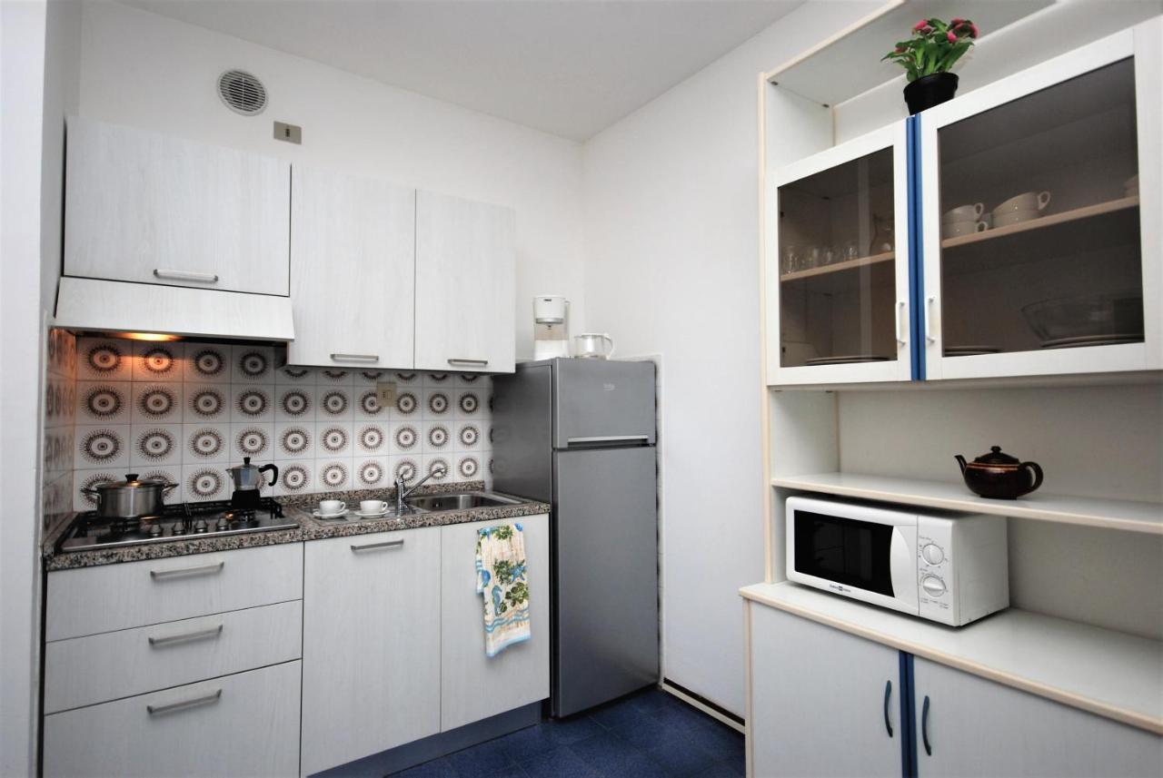 Residenza La Meridiana Lignano Sabbiadoro Esterno foto