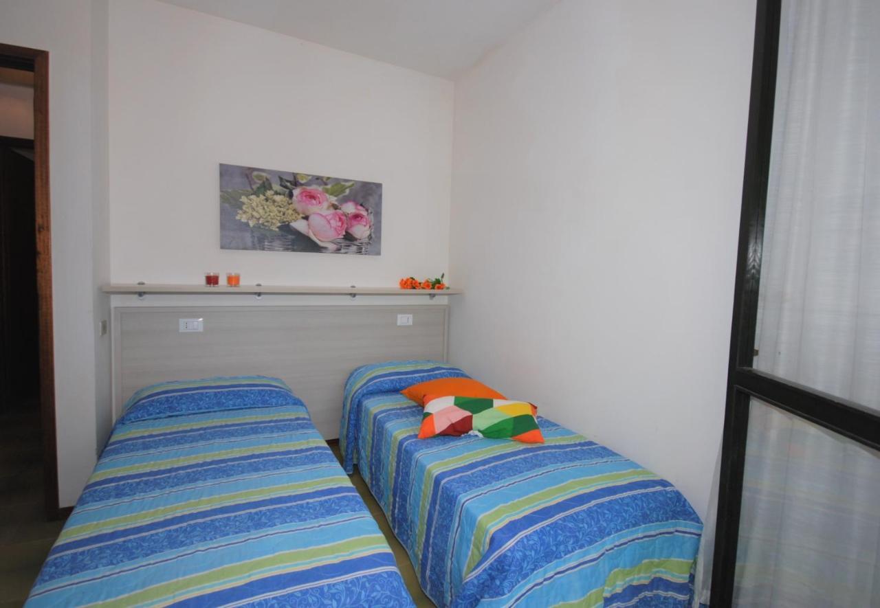 Residenza La Meridiana Lignano Sabbiadoro Esterno foto
