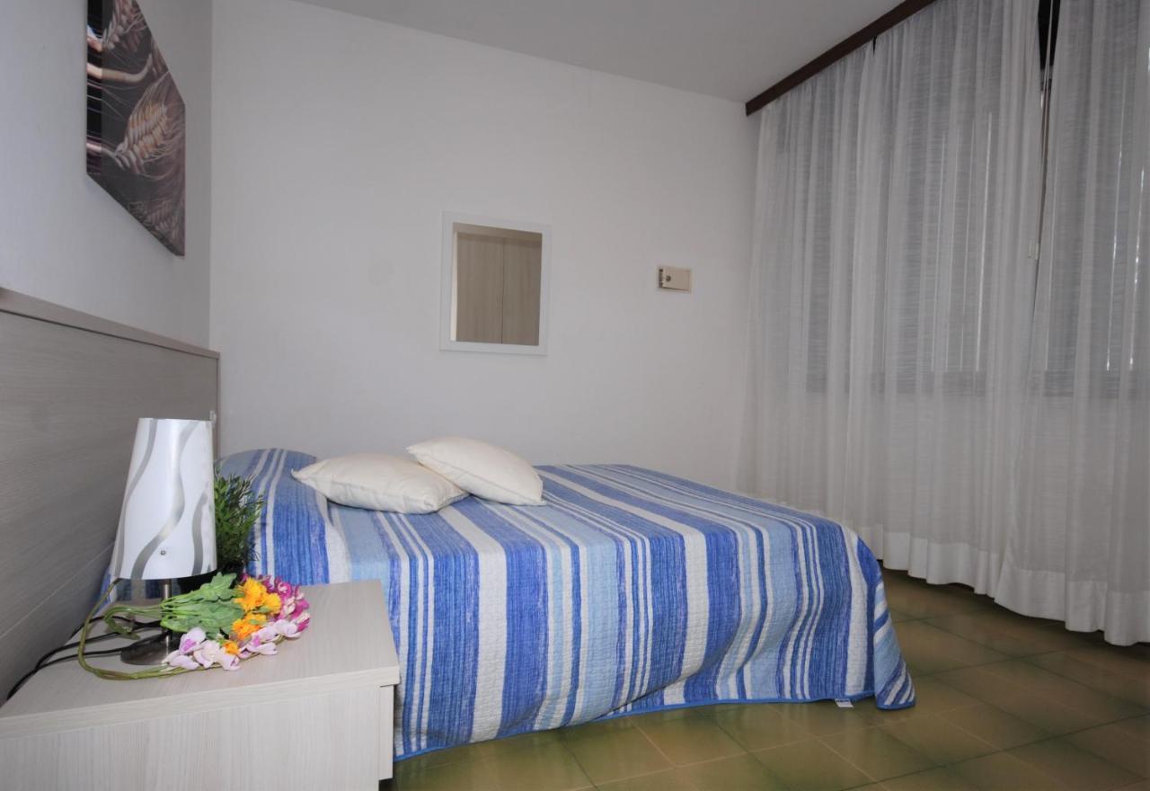 Residenza La Meridiana Lignano Sabbiadoro Esterno foto